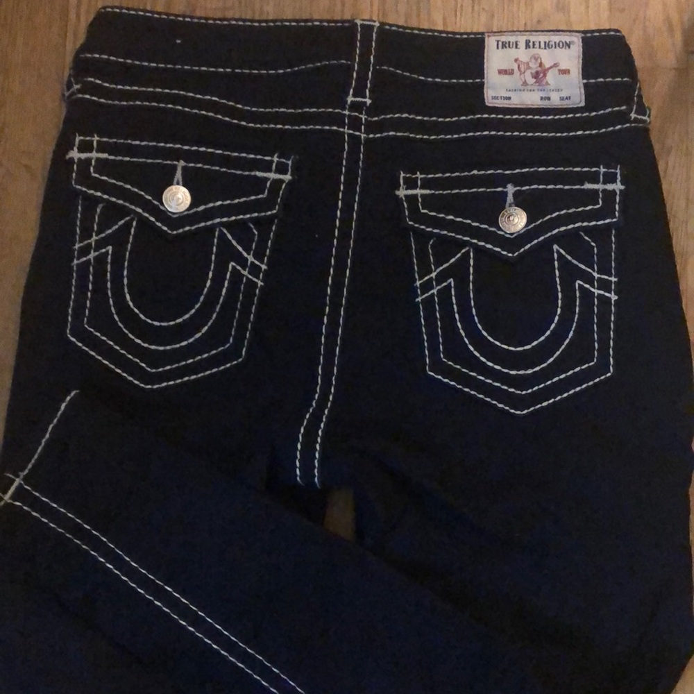 True Religion mid rise dark rinse skinny Jean with white contrast stitching